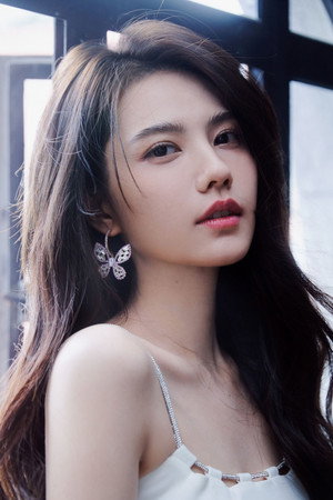 Jiang Bo